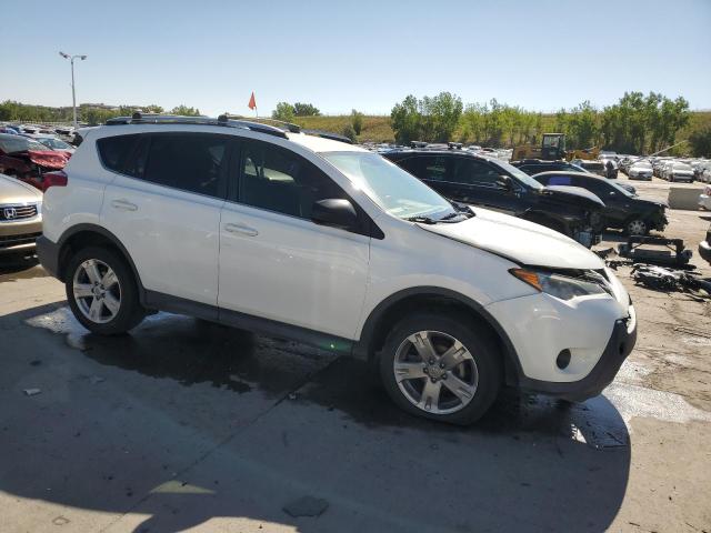 Photo 4 from auction – 2015 TOYOTA RAV4 LE with VIN JTMBFREV2FJ025260