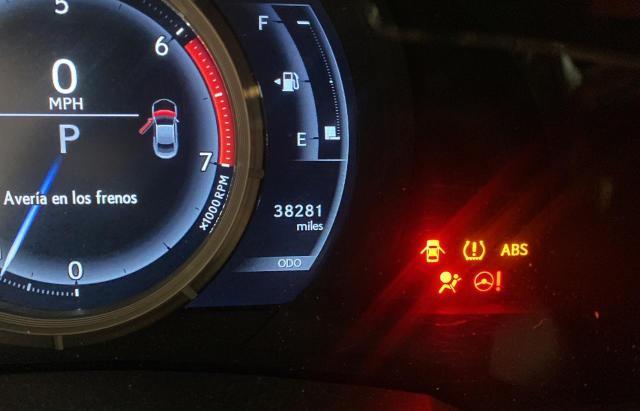 Foto 8 de la subasta – 2016 LEXUS RC 200T con VIN JTHHA5BCXG5001298