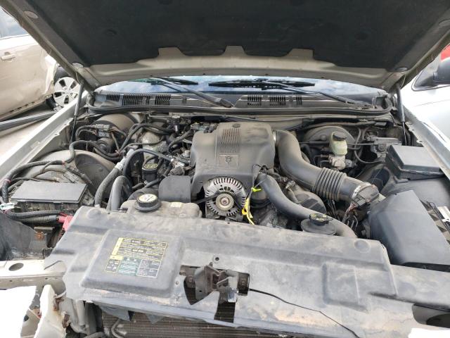 Photo 11 from auction – 2003 FORD CROWN VICT with VIN 2FAFP74W23X222886