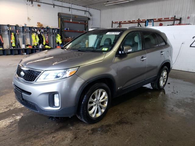 KIA SORENTO EX 2015 with VIN 5XYKUDA74FG613922 - Photo from auction