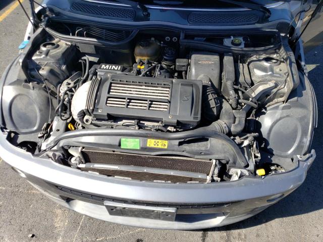 Photo 11 from auction – 2006 MINI COOPER S with VIN WMWRE33536TN26855