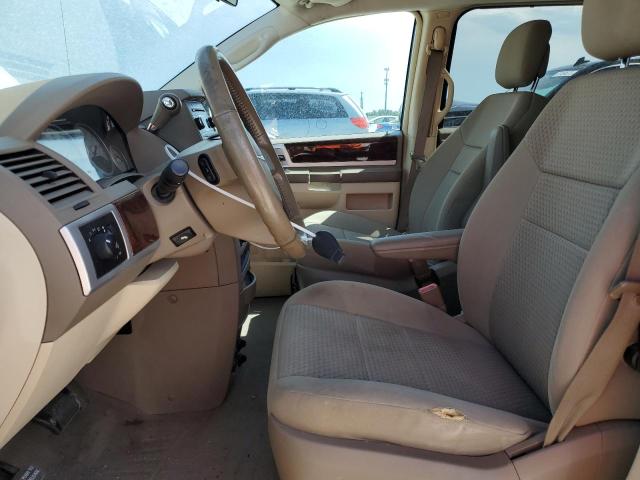 Photo 7 from auction – 2010 CHRYSLER TOWN & COU with VIN 2A4RR5D14AR344901
