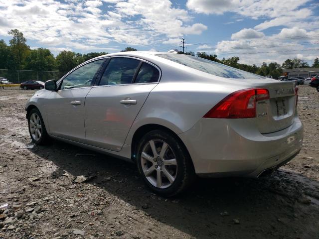 Photo 2 from auction – 2016 VOLVO S60 PREMIE with VIN YV126MFK3G2396425