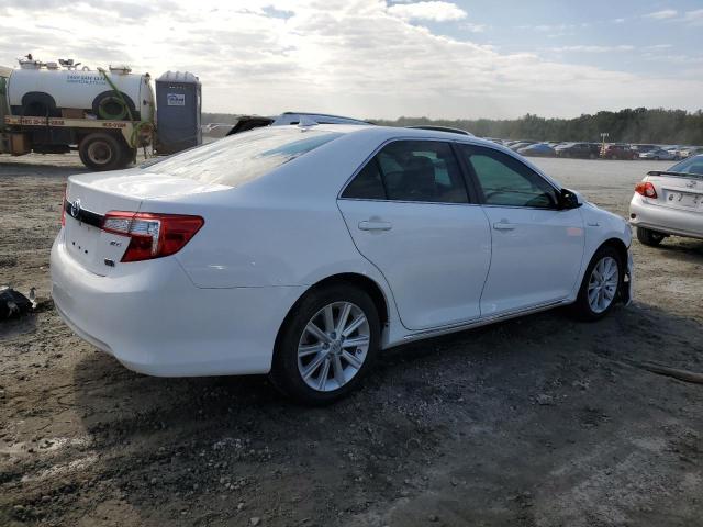 Photo 3 from auction – 2014 TOYOTA CAMRY HYBR with VIN 4T1BD1FK2EU105677