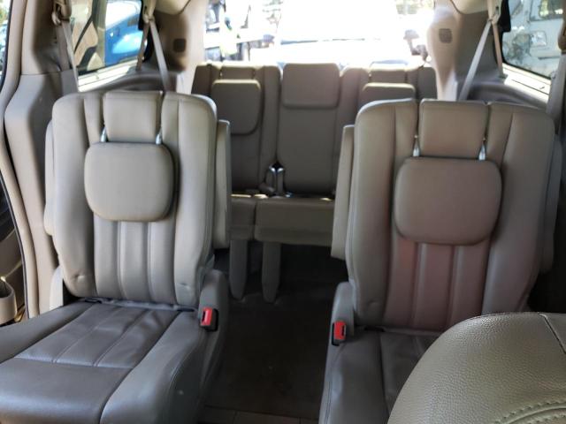 Photo 10 from auction – 2015 CHRYSLER TOWN & COU with VIN 2C4RC1CGXFR638087