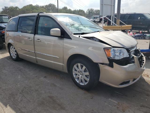 Photo 4 from auction – 2016 CHRYSLER TOWN & COU with VIN 2C4RC1BG9GR185504