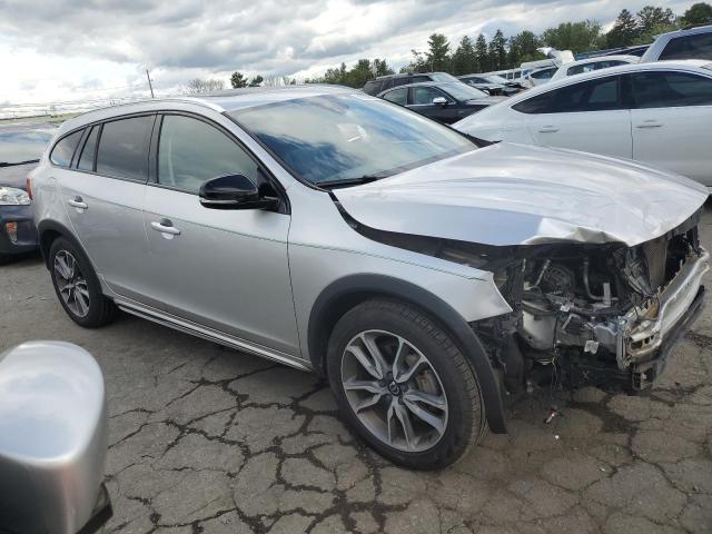Photo 4 from auction – 2018 VOLVO V60 CROSS with VIN YV440MWK8J2056112