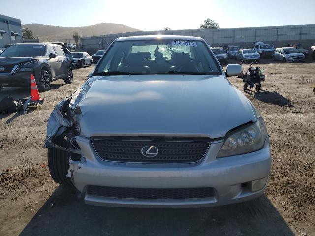 Photo 5 from auction – 2002 LEXUS IS 300 with VIN JTHBD192120044033