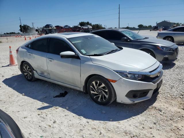 Photo 4 from auction – 2017 HONDA CIVIC EX with VIN 19XFC2F84HE036528