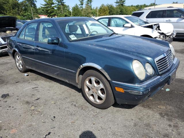 Photo 4 from auction – 1999 MERCEDES-BENZ E 320 with VIN WDBJF65H6XA817514
