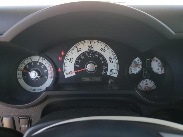 Photo 9 from auction – 2010 TOYOTA FJ CRUISER with VIN JTEBU4BF2AK080733