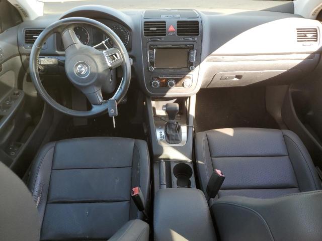 Photo 8 from auction – 2010 VOLKSWAGEN JETTA WOLF with VIN 3VWRJ7AJ0AM047481