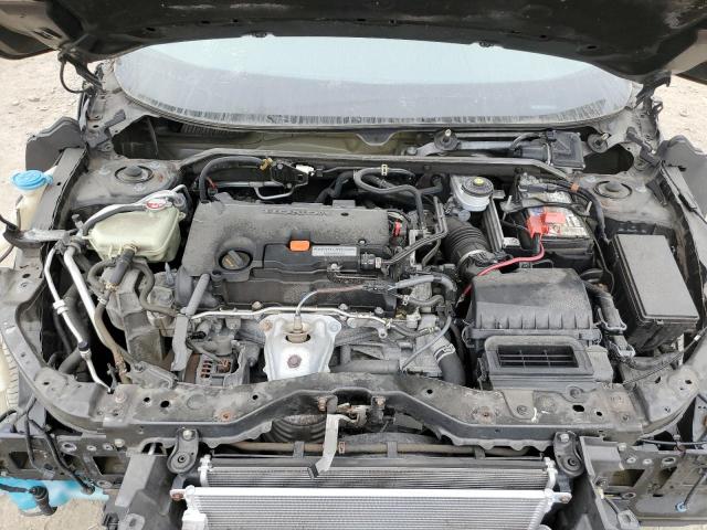 Photo 11 from auction – 2017 HONDA CIVIC LX with VIN 2HGFC2F51HH525688