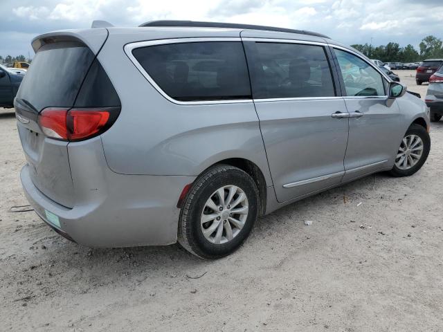 Photo 3 from auction – 2017 CHRYSLER PACIFICA T with VIN 2C4RC1BG7HR526318