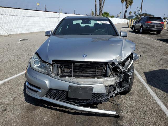 Photo 5 from auction – 2012 MERCEDES-BENZ C 250 with VIN WDDGF4HB0CA609541