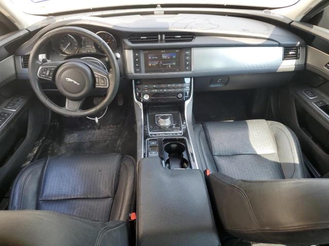 Photo 8 from auction – 2016 JAGUAR XF PRESTIG with VIN SAJBK4BV5GCY16196