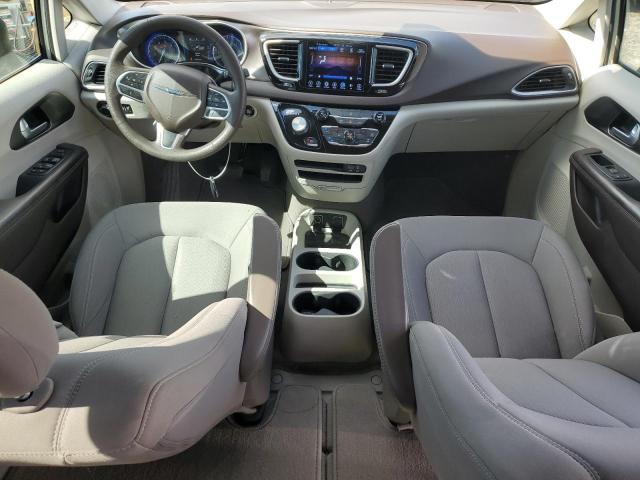 Photo 8 from auction – 2017 CHRYSLER PACIFICA T with VIN 2C4RC1DGXHR609853