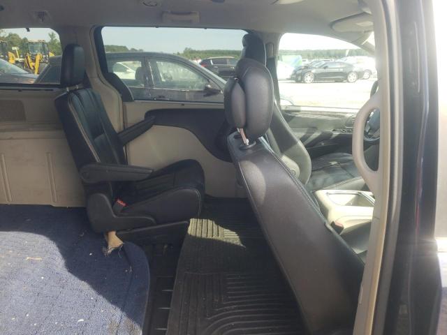 Photo 11 from auction – 2014 CHRYSLER TOWN & COU with VIN 2C4RC1CG8ER454586