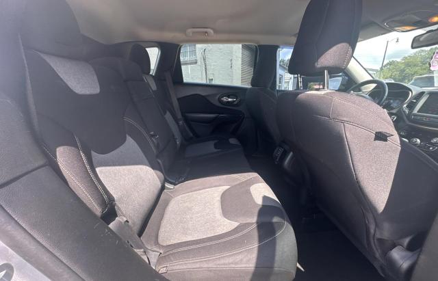 Photo 6 from auction – 2014 JEEP CHEROKEE L with VIN 1C4PJLCS0EW103157
