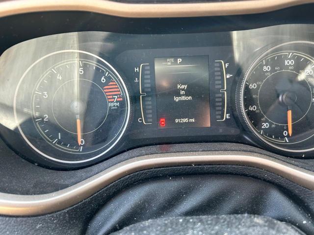 Photo 8 from auction – 2018 JEEP CHEROKEE L with VIN 1C4PJLCB1JD518087