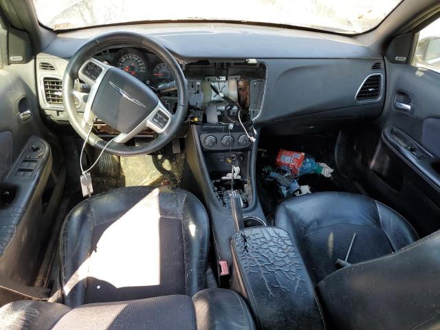Photo 8 from auction – 2013 CHRYSLER 200 LIMITE with VIN 1C3CCBCGXDN526190