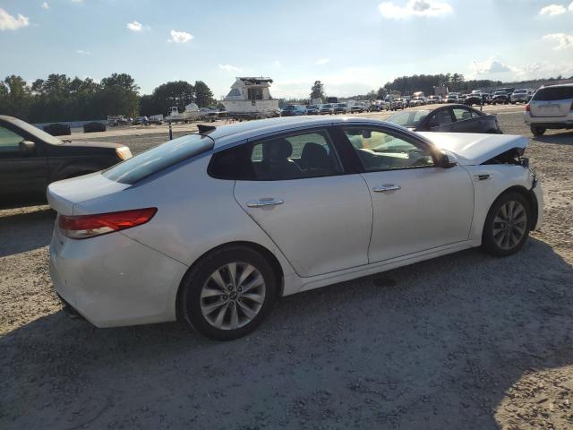 Photo 3 from auction – 2017 KIA OPTIMA EX with VIN 5XXGU4L37HG143957