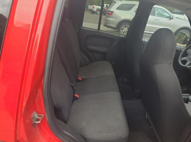 Photo 6 from auction – 2004 JEEP LIBERTY SP with VIN 1J4GL48K64W138030