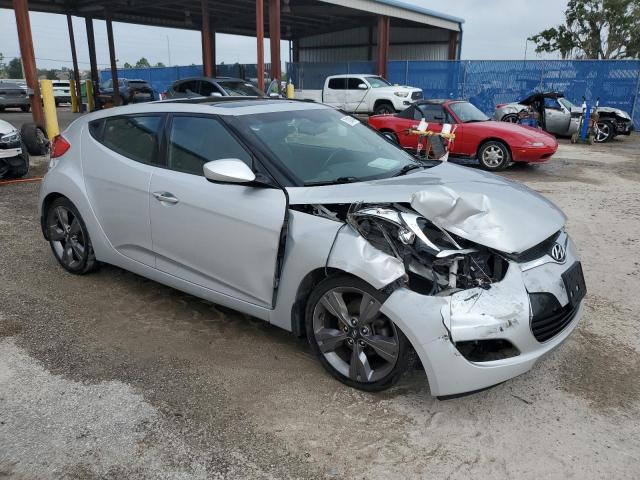صورة رقم 4 من المزاد - 2016 HYUNDAI VELOSTER مع VIN KMHTC6AD4GU277984