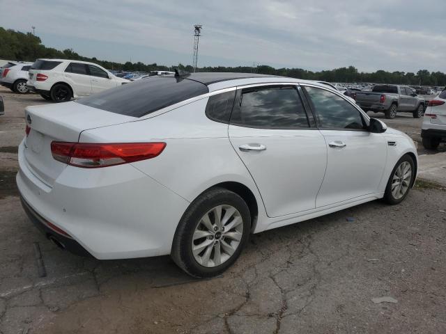 Photo 3 from auction – 2016 KIA OPTIMA EX with VIN 5XXGU4L34GG052448