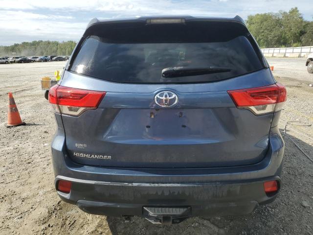 Photo 6 from auction – 2017 TOYOTA HIGHLANDER with VIN 5TDZARFH4HS027216
