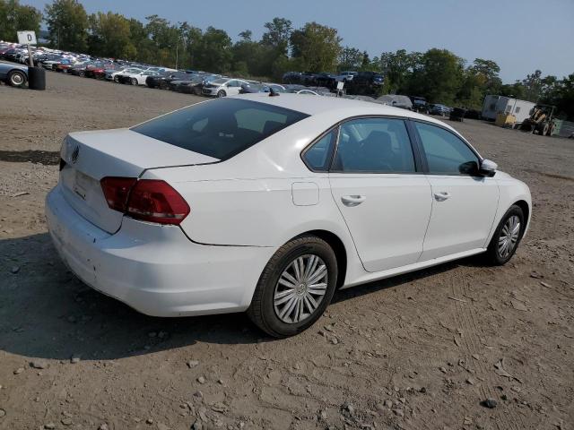 Photo 3 from auction – 2014 VOLKSWAGEN PASSAT S with VIN 1VWAP7A3XEC009633