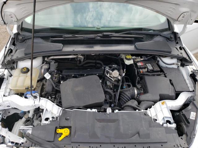 Photo 11 from auction – 2017 FORD FOCUS SE with VIN 1FADP3F27HL251041