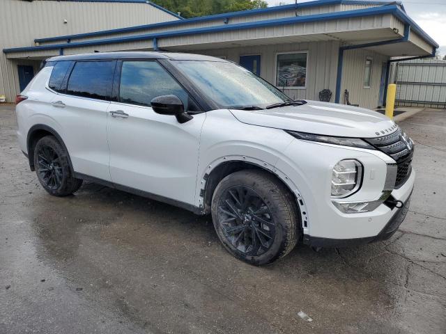Photo 4 from auction – 2023 MITSUBISHI OUTLANDER with VIN JA4J4VA8XPZ043299