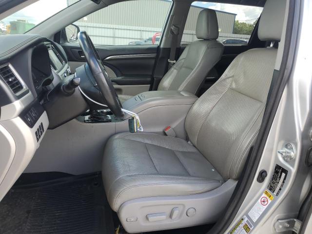 Photo 7 from auction – 2018 TOYOTA HIGHLANDER with VIN 5TDDGRFH3JS040618