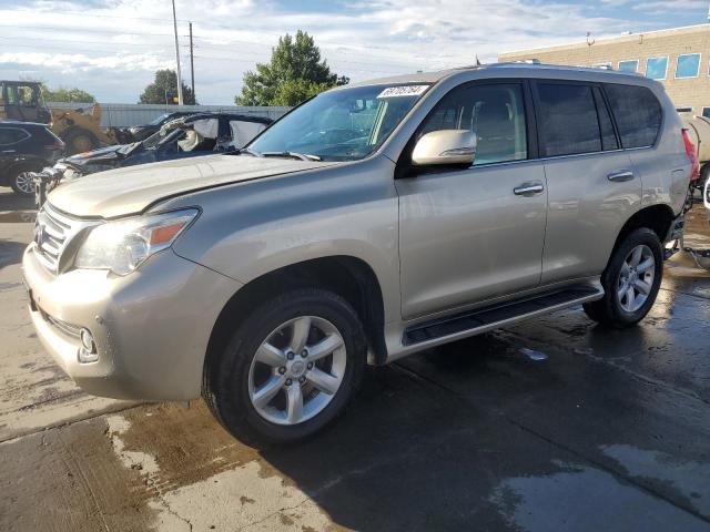 LEXUS GX 460 2011 مع رقم تعريف المركبة JTJBM7FX2B5025365 - صورة من المزاد