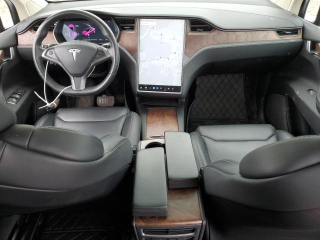 Photo 8 from auction – 2018 TESLA MODEL X with VIN 5YJXCDE23JF134933