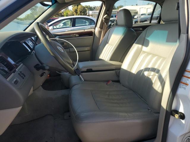 Photo 7 from auction – 2004 LINCOLN TOWN CAR E with VIN 1LNHM81W74Y669443