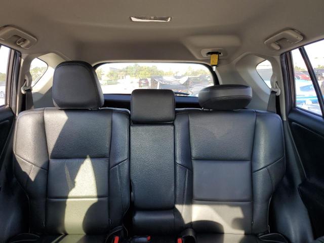 Photo 10 from auction – 2017 TOYOTA RAV4 LE with VIN JTMZFREV9HJ131870