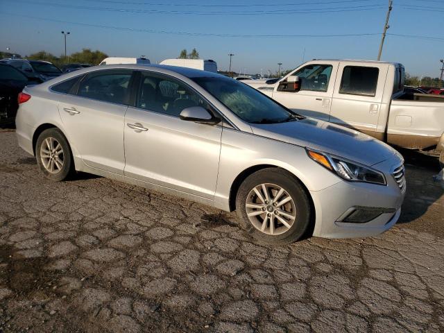 Photo 4 from auction – 2016 HYUNDAI SONATA SE with VIN 5NPE24AF1GH374009