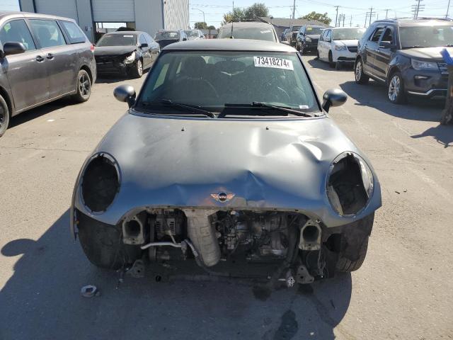 Photo 5 from auction – 2010 MINI COOPER with VIN WMWMF3C58ATZ61581
