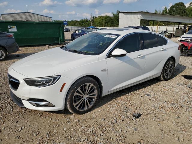 BUICK REGAL ESSE 2018 with VIN W04GR6SX0J1061226 - Photo from auction