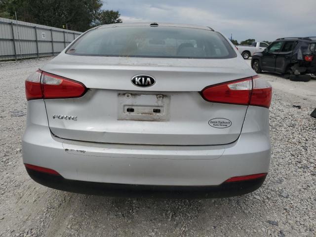 Photo 6 from auction – 2015 KIA FORTE LX with VIN KNAFX4A65F5335487