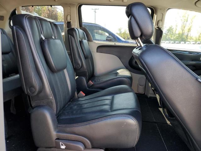 Photo 11 from auction – 2013 CHRYSLER TOWN & COU with VIN 2C4RC1CG3DR509749