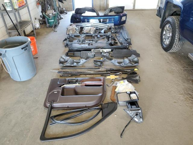 Photo 12 from auction – 2019 CHEVROLET SILVERADO with VIN 1GC4KYEY5KF230030