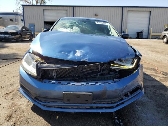 Photo 5 from auction – 2017 VOLKSWAGEN JETTA S with VIN 3VW2B7AJ0HM225267