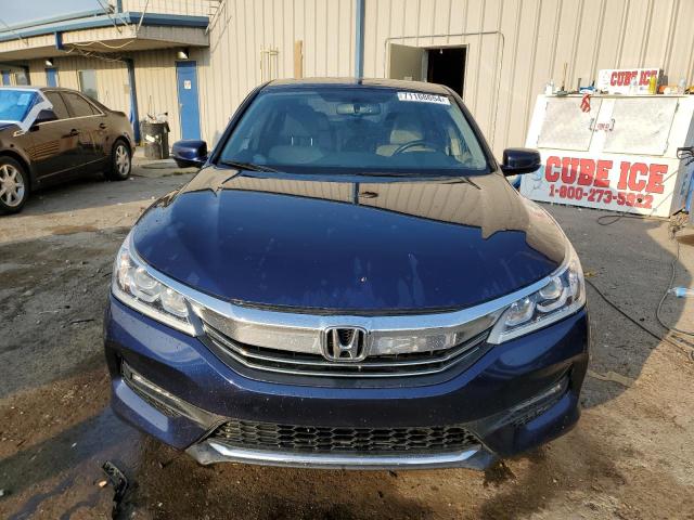 Photo 5 from auction – 2017 HONDA ACCORD EXL with VIN 1HGCR2F83HA212135