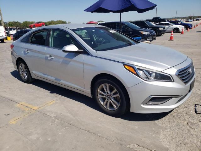 Photo 4 from auction – 2016 HYUNDAI SONATA SE with VIN 5NPE24AF6GH339904