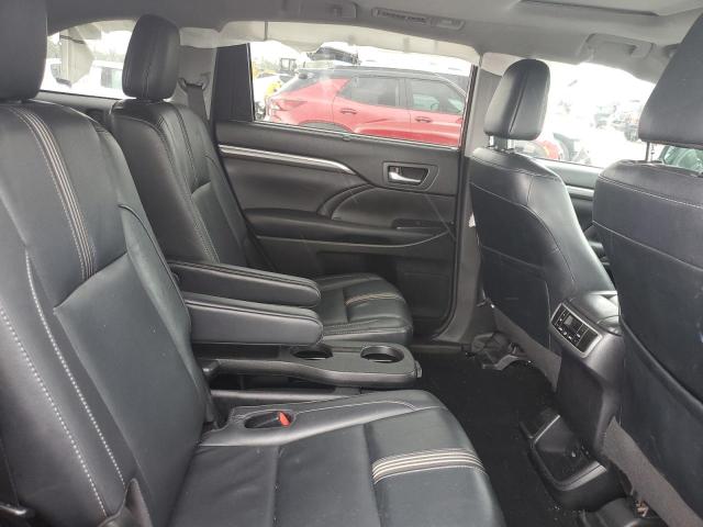 Фото 11 с аукциона – 2018 TOYOTA HIGHLANDER с VIN 5TDJZRFH5JS820178
