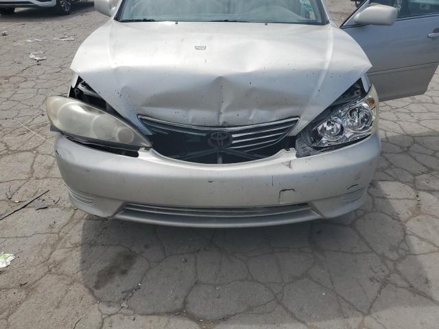 Photo 11 from auction – 2005 TOYOTA CAMRY LE with VIN 4T1BE32K65U428628