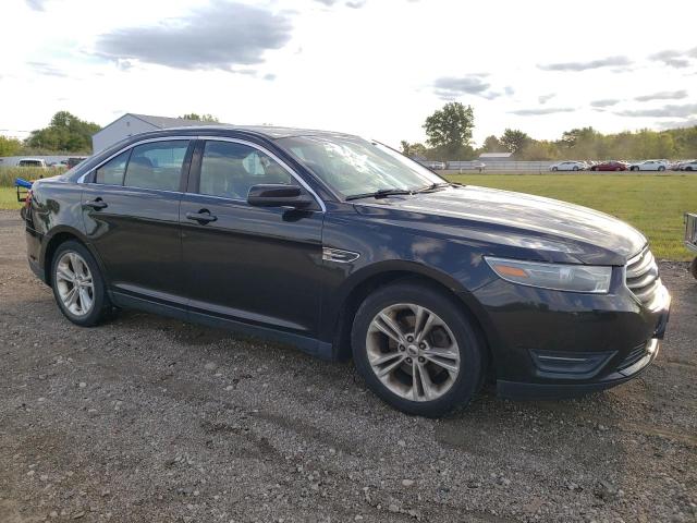 Photo 4 from auction – 2013 FORD TAURUS SEL with VIN 1FAHP2E88DG171462